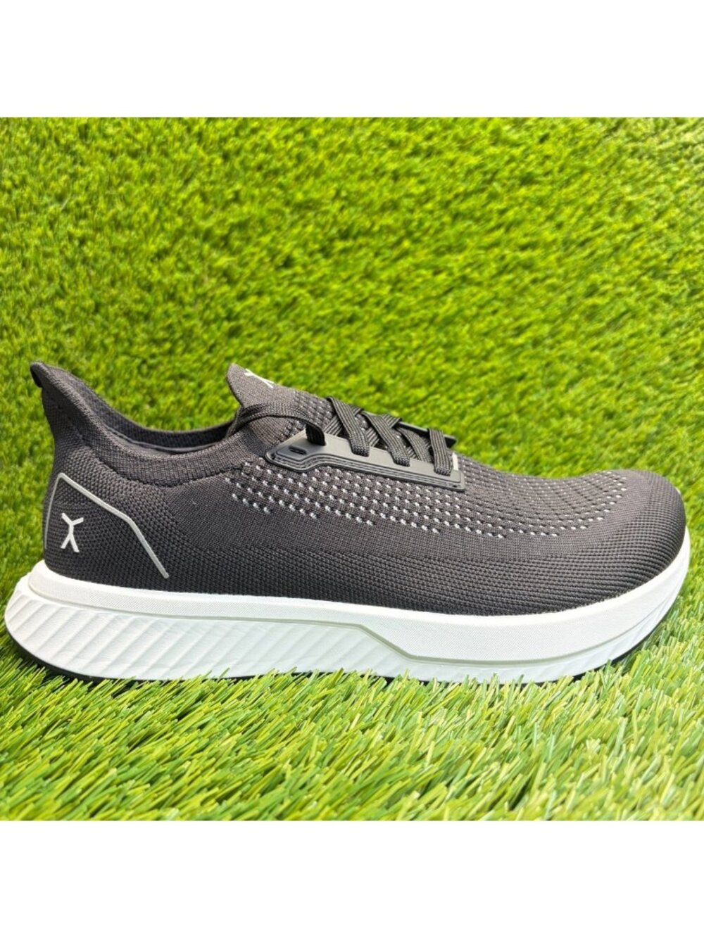 Flux Footwear Adapt Runner Black Mens Size 8 Womens 9.5 Athletic Shoes Sneakers